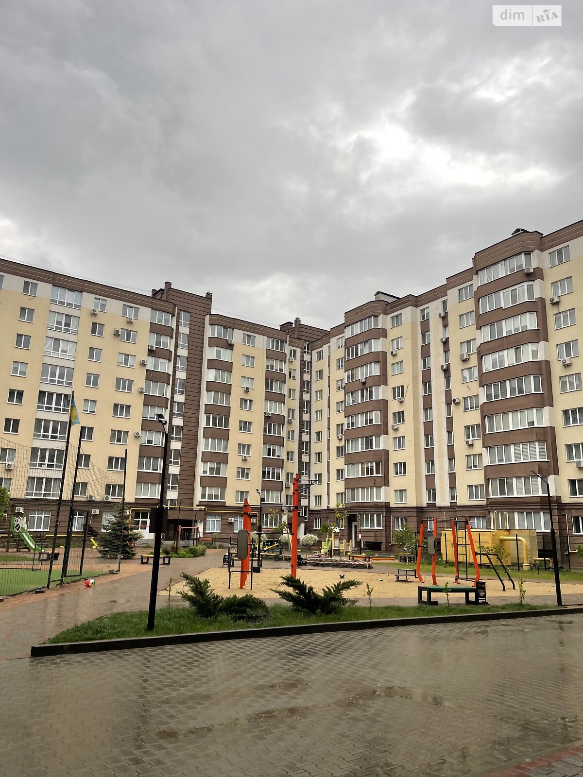 двокімнатна квартира в Житомирі, район Центр, на вул. Євгена Рихліка 11 в довготривалу оренду помісячно фото 1 двокімнатна квартира в Житомирі, район Центр, на вул. Євгена Рихліка 11 в довготривалу оренду помісячно фото 1