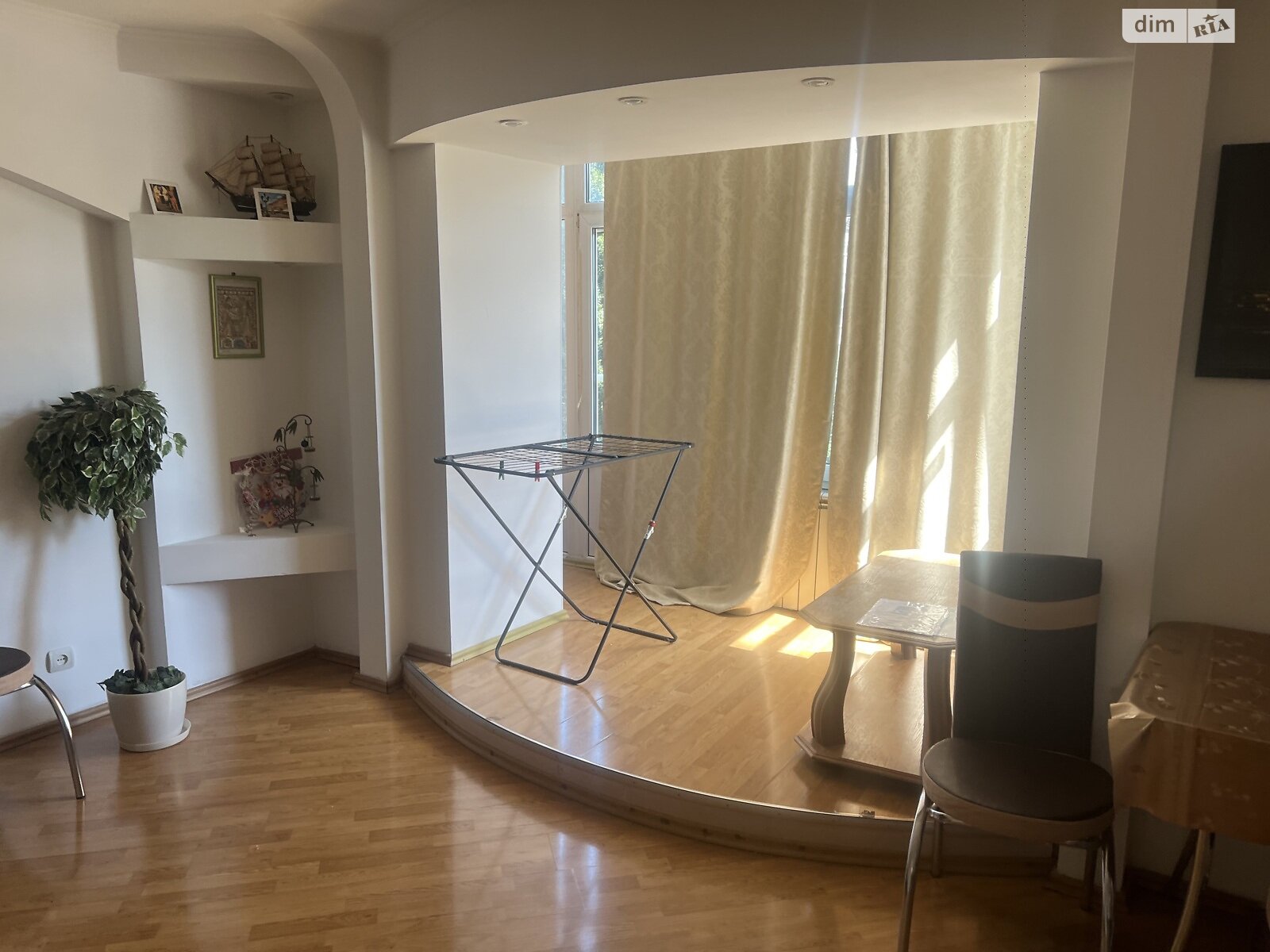 однокімнатна квартира в Житомирі, район Центр, на вул. Хлібна 39/19 в довготривалу оренду помісячно фото 1