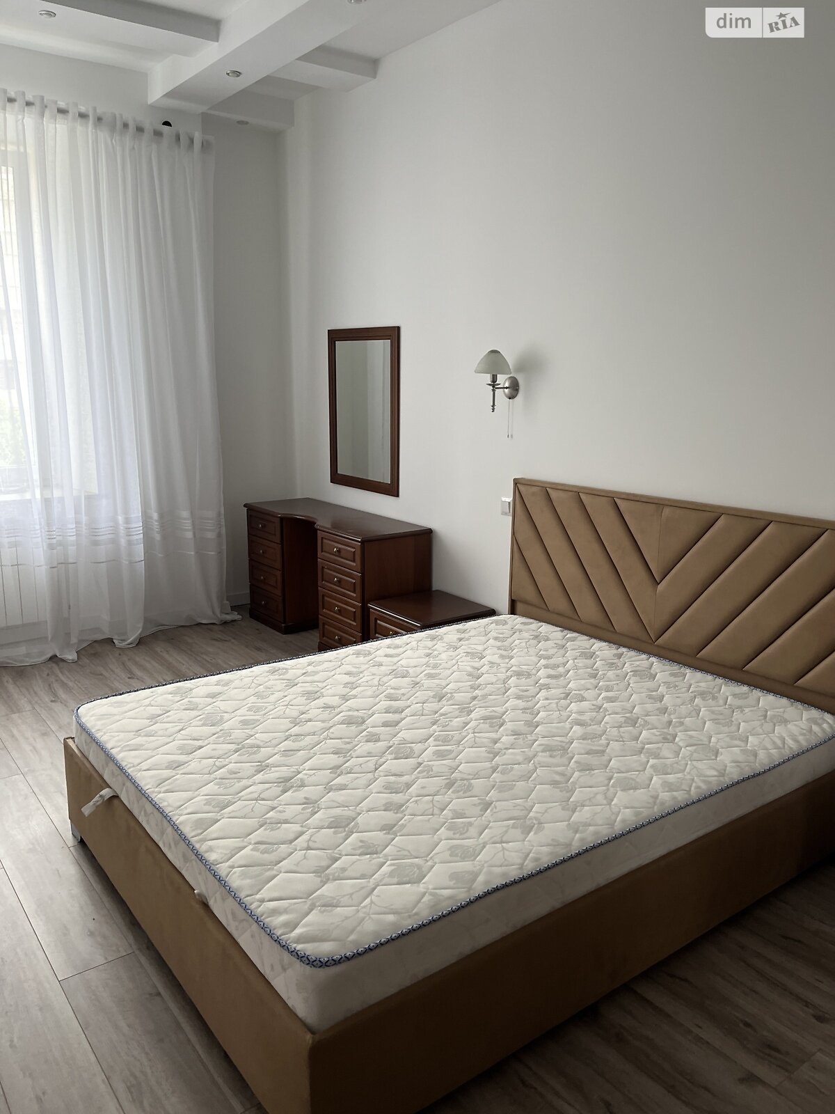 двокімнатна квартира в Житомирі, район Центр, на вул. Київська 55 в довготривалу оренду помісячно фото 1 двокімнатна квартира в Житомирі, район Центр, на вул. Київська 55 в довготривалу оренду помісячно фото 1