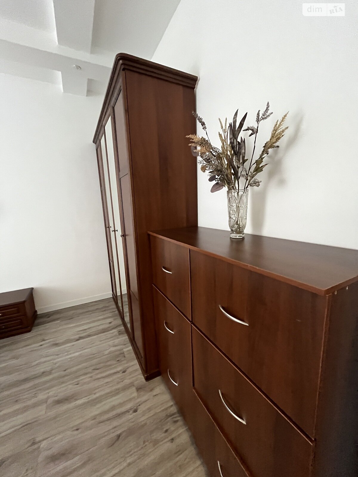 двокімнатна квартира в Житомирі, район Центр, на вул. Київська 55 в довготривалу оренду помісячно фото 1 двокімнатна квартира в Житомирі, район Центр, на вул. Київська 55 в довготривалу оренду помісячно фото 1