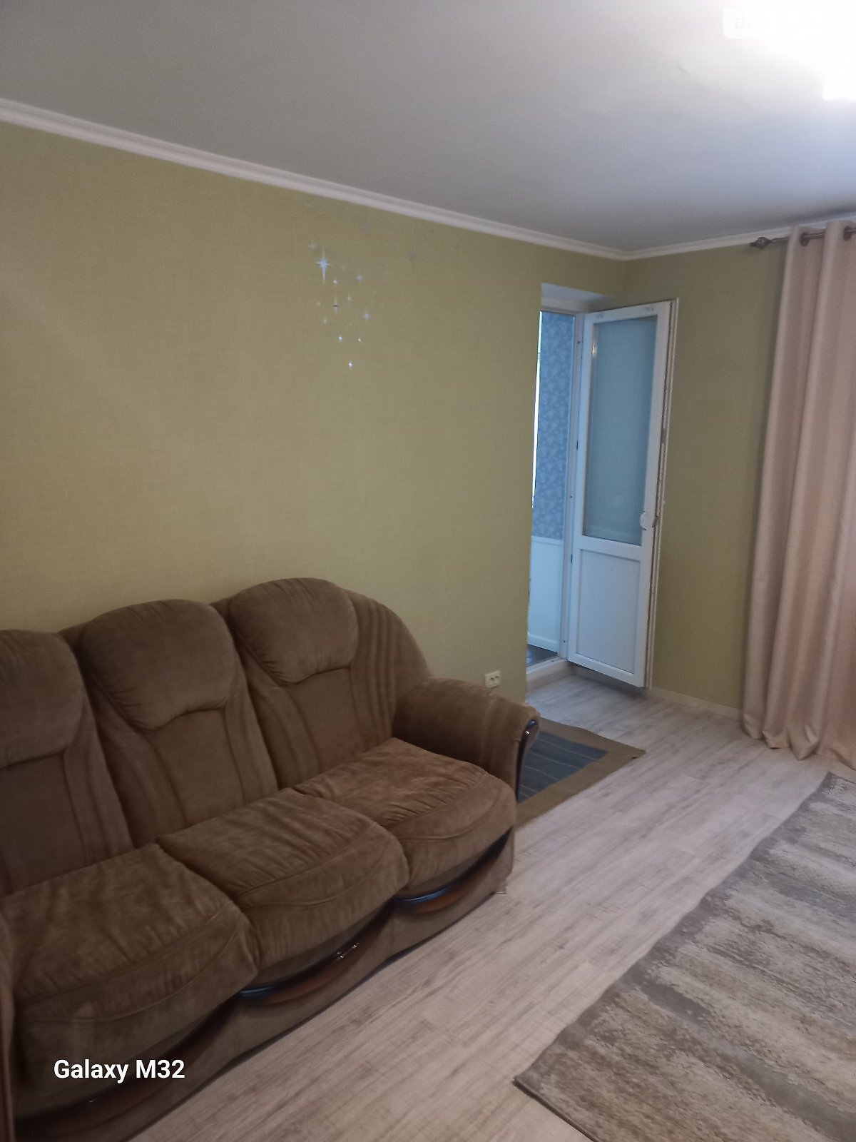 двокімнатна квартира в Житомирі, район Центр, на майд. Короленка в довготривалу оренду помісячно фото 1
