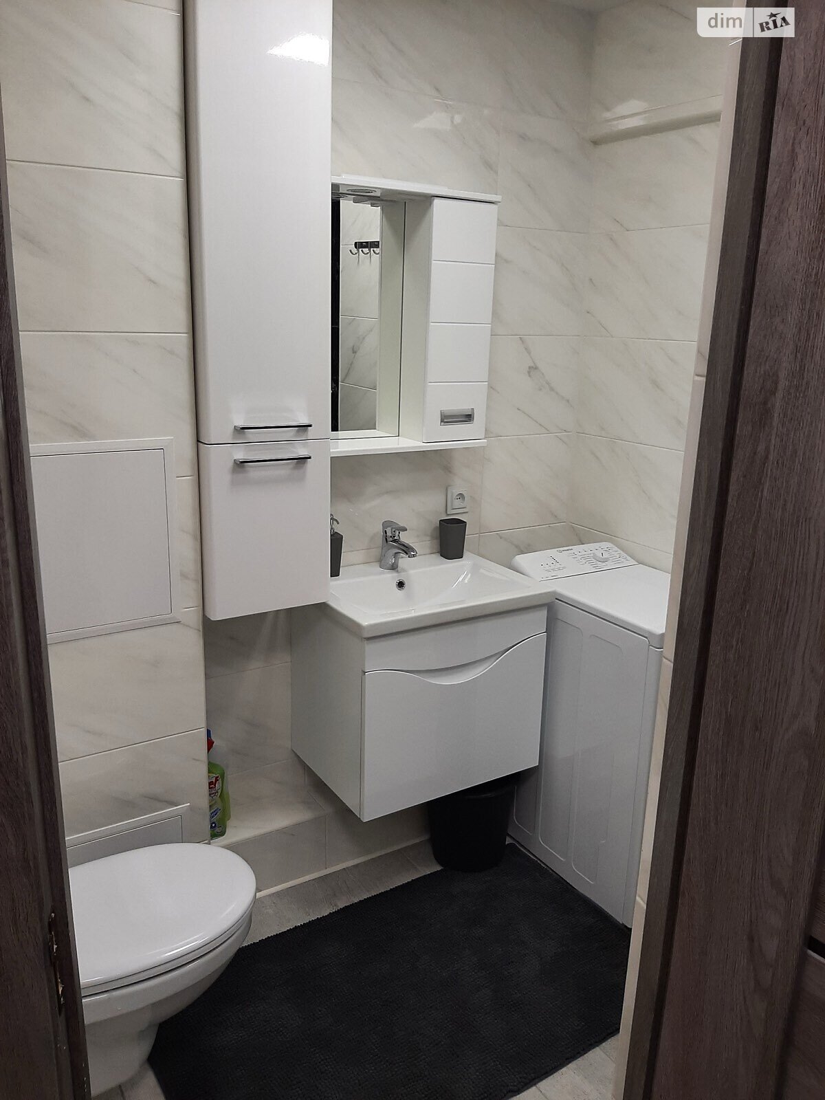 однокімнатна квартира в Житомирі, район Центр, на вул. Лятошинського Бориса в довготривалу оренду помісячно фото 1 однокімнатна квартира в Житомирі, район Центр, на вул. Лятошинського Бориса в довготривалу оренду помісячно фото 1