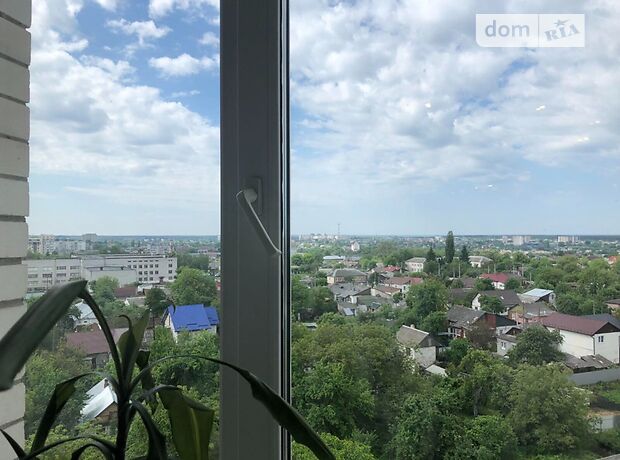 трехкомнатная квартира с мебелью в Житомире, район Центр, на ул. Победы в аренду на долгий срок помесячно фото 1 трехкомнатная квартира с мебелью в Житомире, район Центр, на ул. Победы в аренду на долгий срок помесячно фото 1