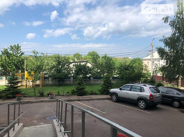 трехкомнатная квартира с мебелью в Житомире, район Центр, на ул. Победы в аренду на долгий срок помесячно фото 1 трехкомнатная квартира с мебелью в Житомире, район Центр, на ул. Победы в аренду на долгий срок помесячно фото 1