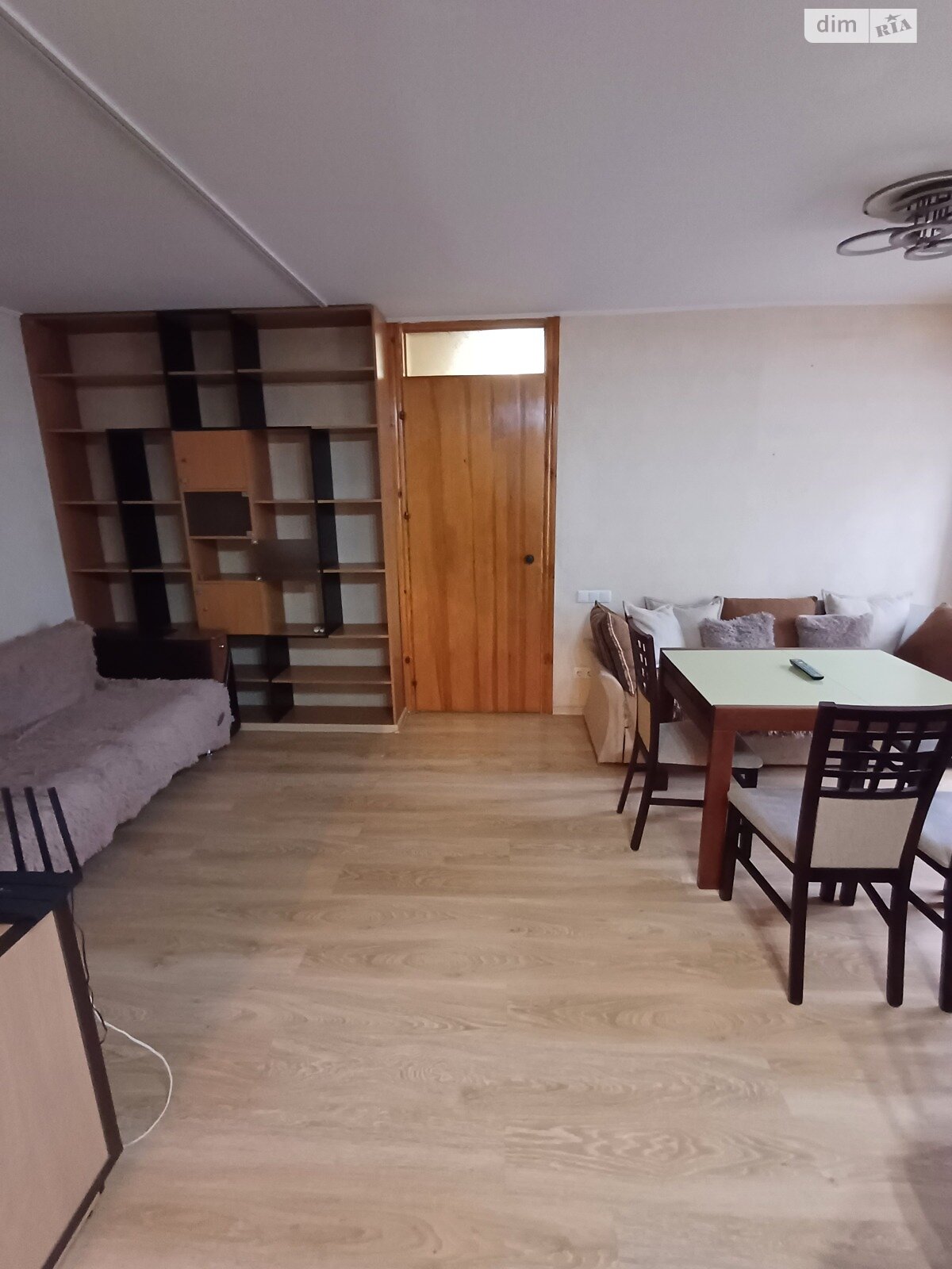 двокімнатна квартира в Житомирі, район Центр, на вул. Покровська в довготривалу оренду помісячно фото 1 двокімнатна квартира в Житомирі, район Центр, на вул. Покровська в довготривалу оренду помісячно фото 1