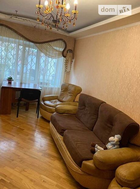трехкомнатная квартира в Житомире, район Центр, на ул. Покровская в аренду на долгий срок помесячно фото 1 трехкомнатная квартира в Житомире, район Центр, на ул. Покровская в аренду на долгий срок помесячно фото 1