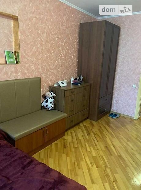трехкомнатная квартира в Житомире, район Центр, на ул. Покровская в аренду на долгий срок помесячно фото 1 трехкомнатная квартира в Житомире, район Центр, на ул. Покровская в аренду на долгий срок помесячно фото 1