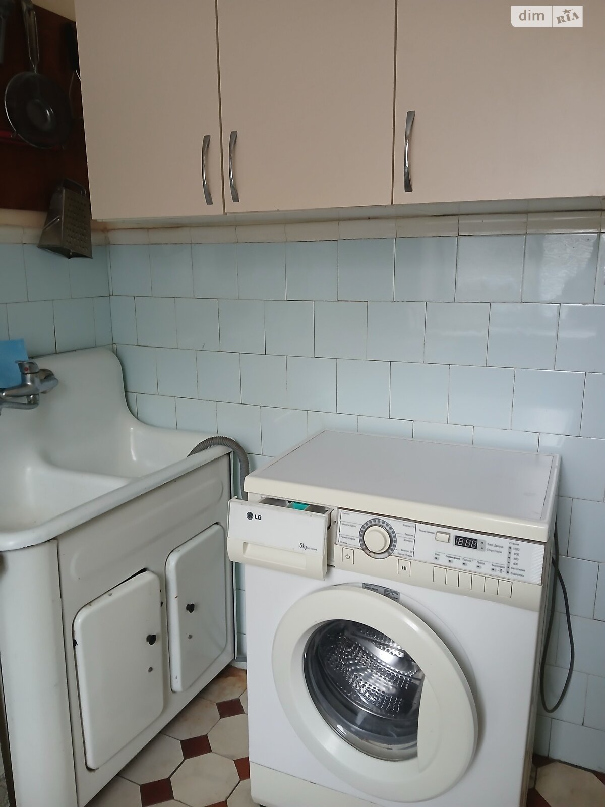 трехкомнатная квартира в Житомире, район Центр, на бул. Старый в аренду на долгий срок помесячно фото 1 трехкомнатная квартира в Житомире, район Центр, на бул. Старый в аренду на долгий срок помесячно фото 1