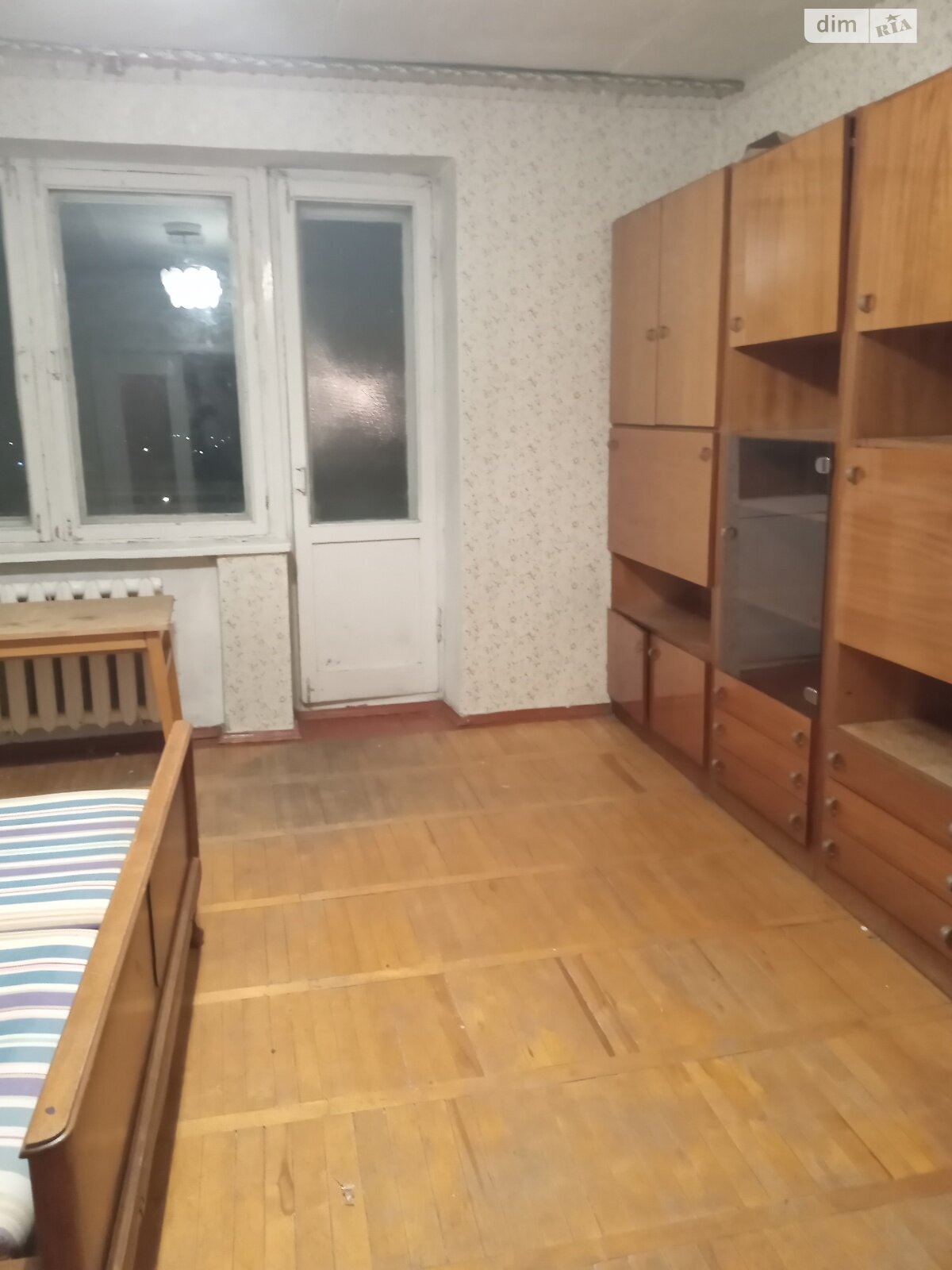 трикімнатна квартира в Житомирі, район Вокзал, на майд. Привокзальний 6/126 в довготривалу оренду помісячно фото 1