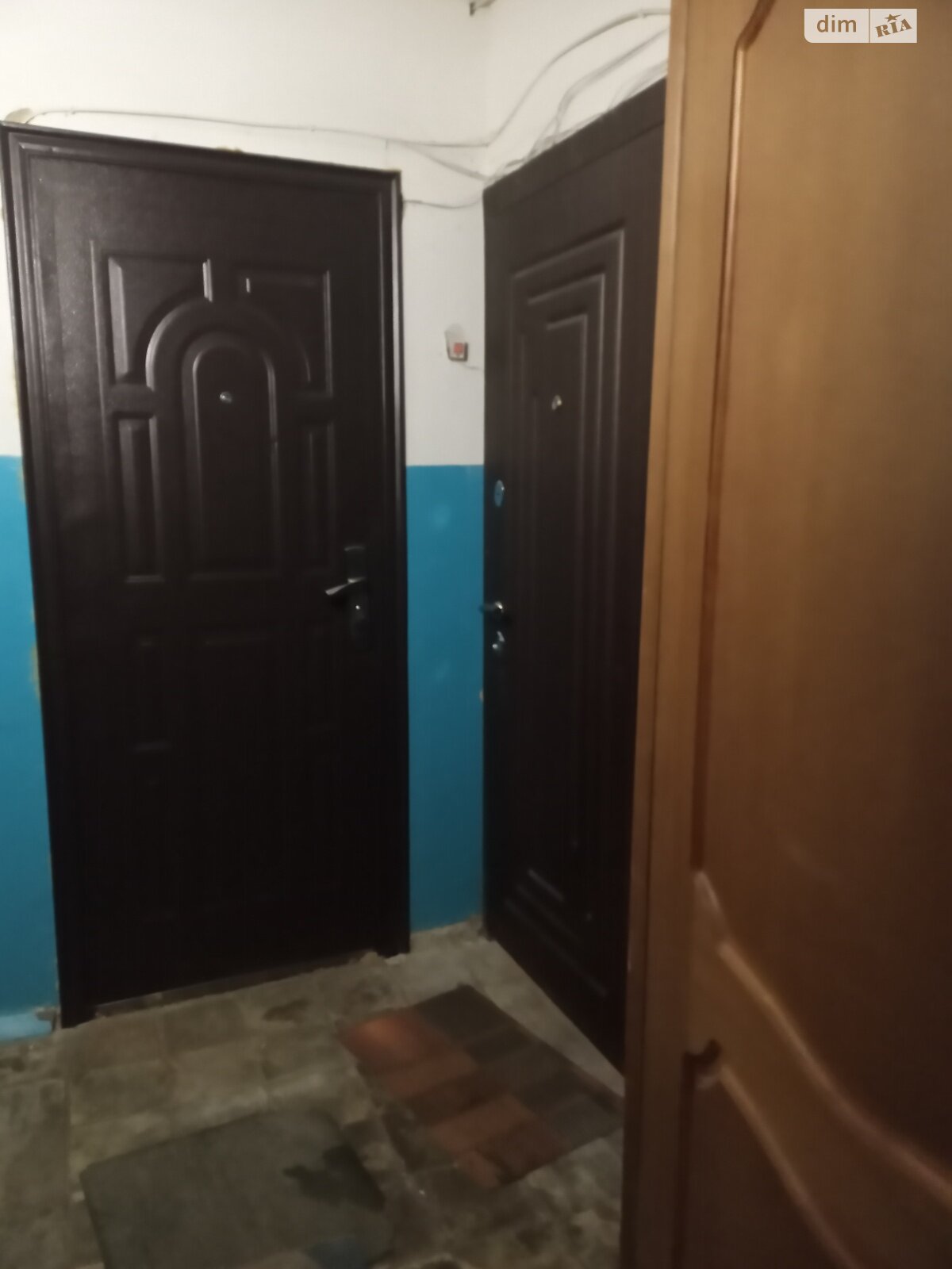 трикімнатна квартира в Житомирі, район Вокзал, на майд. Привокзальний 6/126 в довготривалу оренду помісячно фото 1