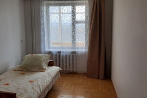 четырехкомнатная квартира в Калуше, на ул. Винниченко в аренду на долгий срок помесячно фото 2