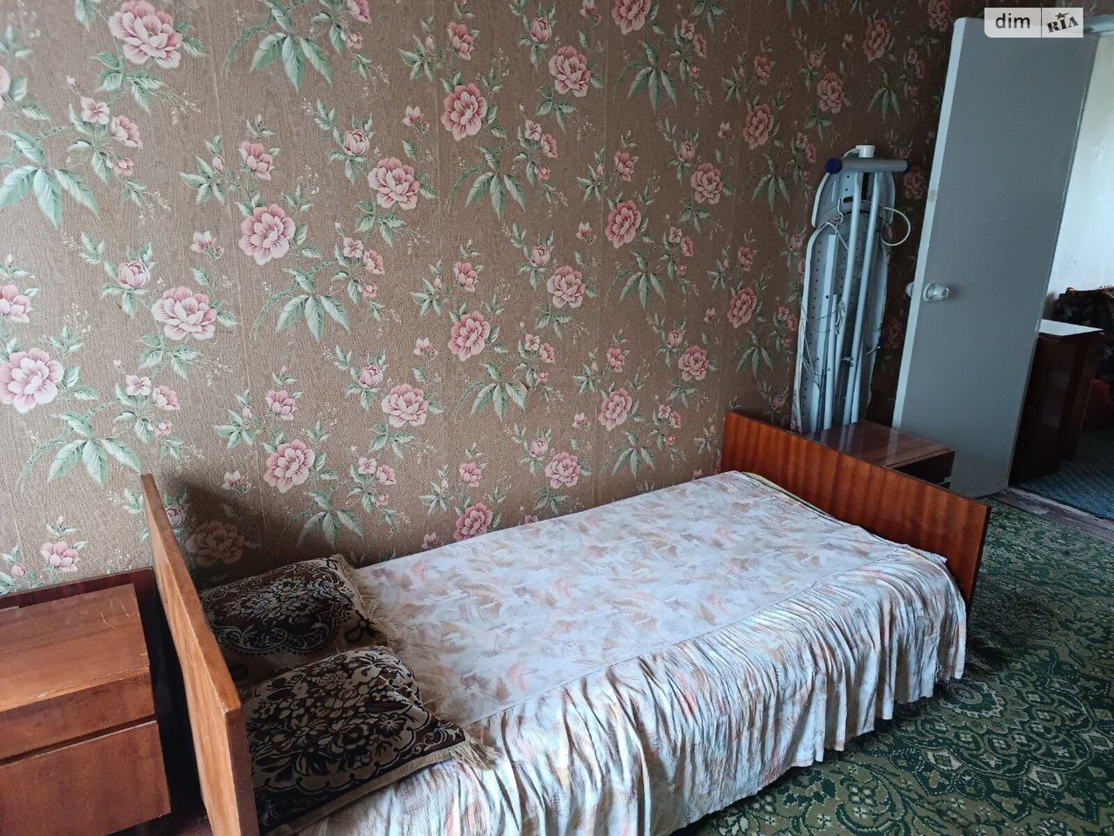 двухкомнатная квартира в Каменском, район Заводской, на ул. Польская 157 в аренду на долгий срок помесячно фото 1 двухкомнатная квартира в Каменском, район Заводской, на ул. Польская 157 в аренду на долгий срок помесячно фото 1