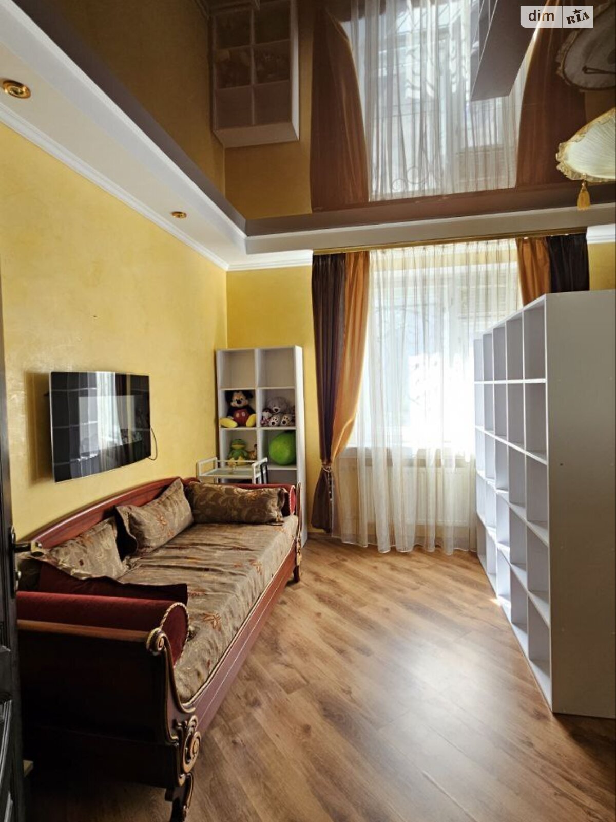 трикімнатна квартира в Кам’янському, район Заводський, на вул. Широка в довготривалу оренду помісячно фото 1 трикімнатна квартира в Кам’янському, район Заводський, на вул. Широка в довготривалу оренду помісячно фото 1