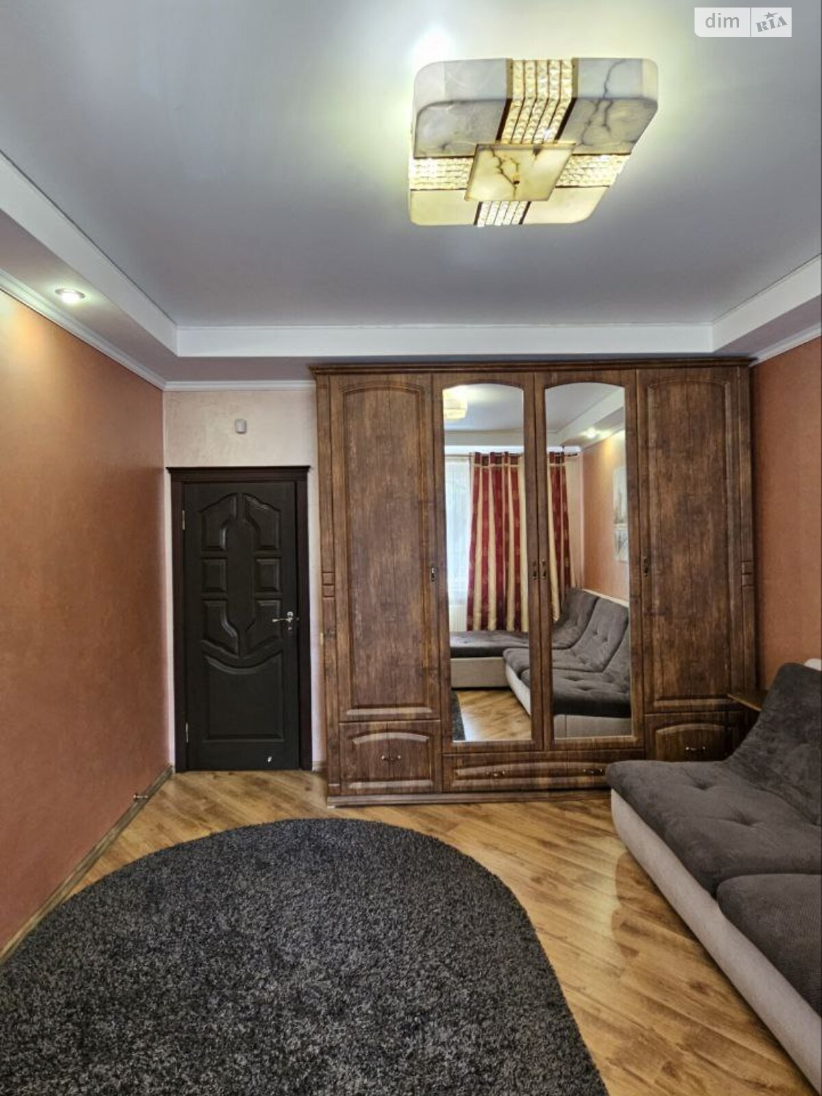 трикімнатна квартира в Кам’янському, район Заводський, на вул. Широка в довготривалу оренду помісячно фото 1 трикімнатна квартира в Кам’янському, район Заводський, на вул. Широка в довготривалу оренду помісячно фото 1