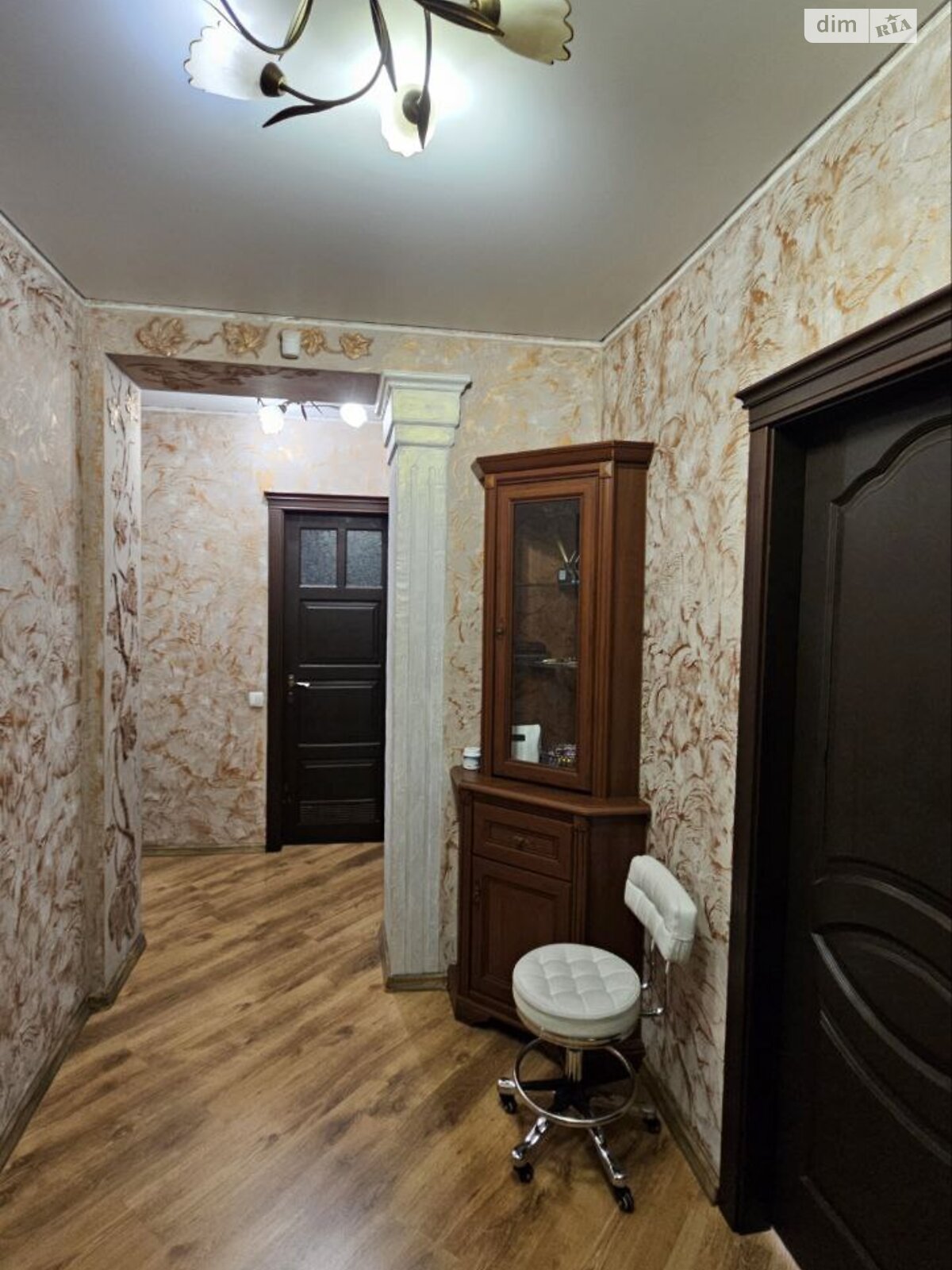 трикімнатна квартира в Кам’янському, район Заводський, на вул. Широка в довготривалу оренду помісячно фото 1 трикімнатна квартира в Кам’янському, район Заводський, на вул. Широка в довготривалу оренду помісячно фото 1