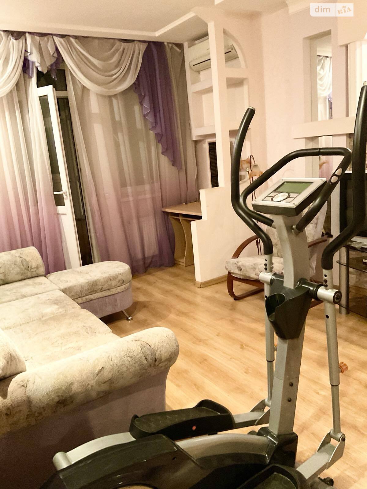 однокомнатная квартира в Киеве, район Академгородок, на просп. Академика Палладина 18/30 в аренду на долгий срок помесячно фото 1 однокомнатная квартира в Киеве, район Академгородок, на просп. Академика Палладина 18/30 в аренду на долгий срок помесячно фото 1