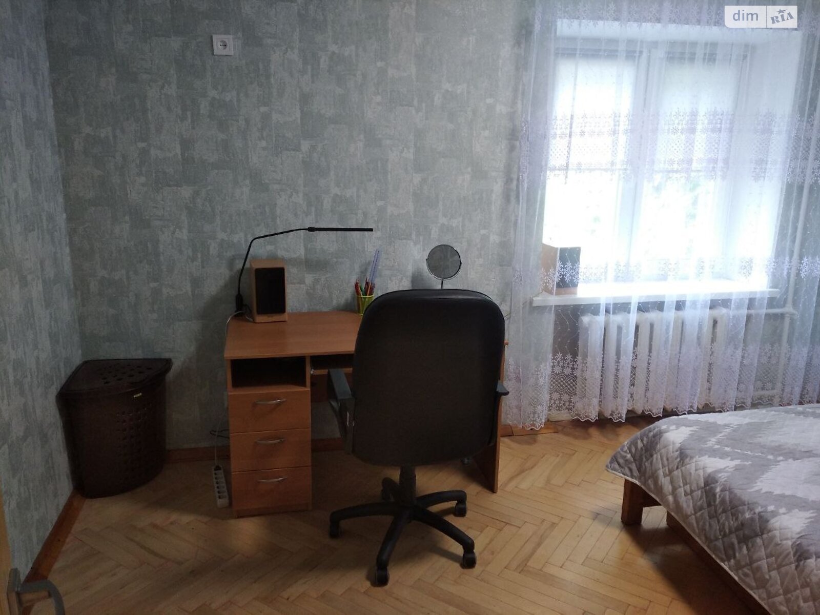 двухкомнатная квартира в Киеве, район Святошинский, на бул. Академика Вернадского 16А в аренду на долгий срок помесячно фото 1 двухкомнатная квартира в Киеве, район Святошинский, на бул. Академика Вернадского 16А в аренду на долгий срок помесячно фото 1