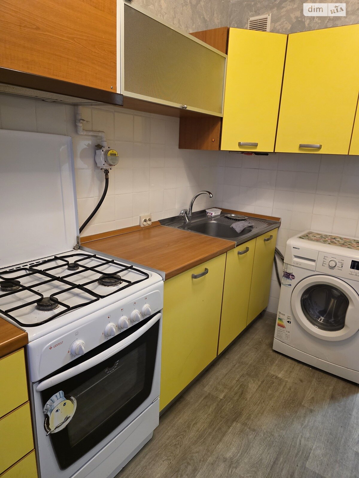 трикімнатна квартира в Києві, район Академмістечко, на вул. Мирослава Поповича 8А в довготривалу оренду помісячно фото 1 трикімнатна квартира в Києві, район Академмістечко, на вул. Мирослава Поповича 8А в довготривалу оренду помісячно фото 1