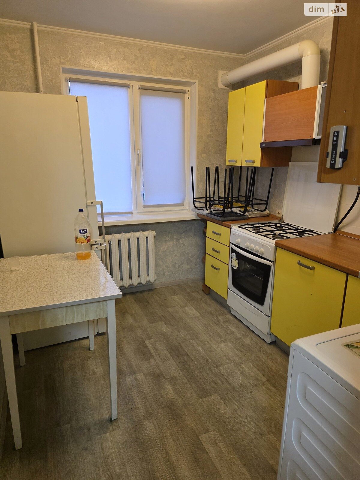 трикімнатна квартира в Києві, район Академмістечко, на вул. Мирослава Поповича 8А в довготривалу оренду помісячно фото 1 трикімнатна квартира в Києві, район Академмістечко, на вул. Мирослава Поповича 8А в довготривалу оренду помісячно фото 1