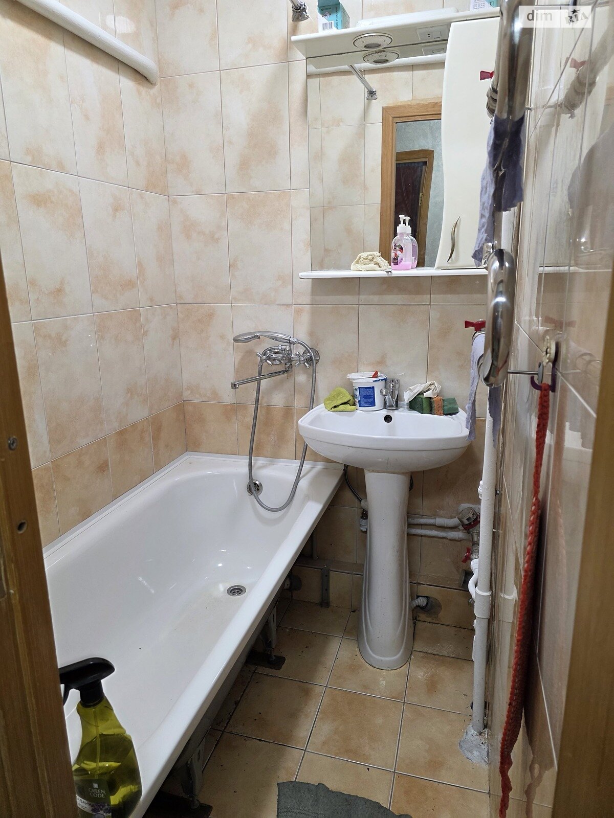 трикімнатна квартира в Києві, район Академмістечко, на вул. Мирослава Поповича 8А в довготривалу оренду помісячно фото 1 трикімнатна квартира в Києві, район Академмістечко, на вул. Мирослава Поповича 8А в довготривалу оренду помісячно фото 1