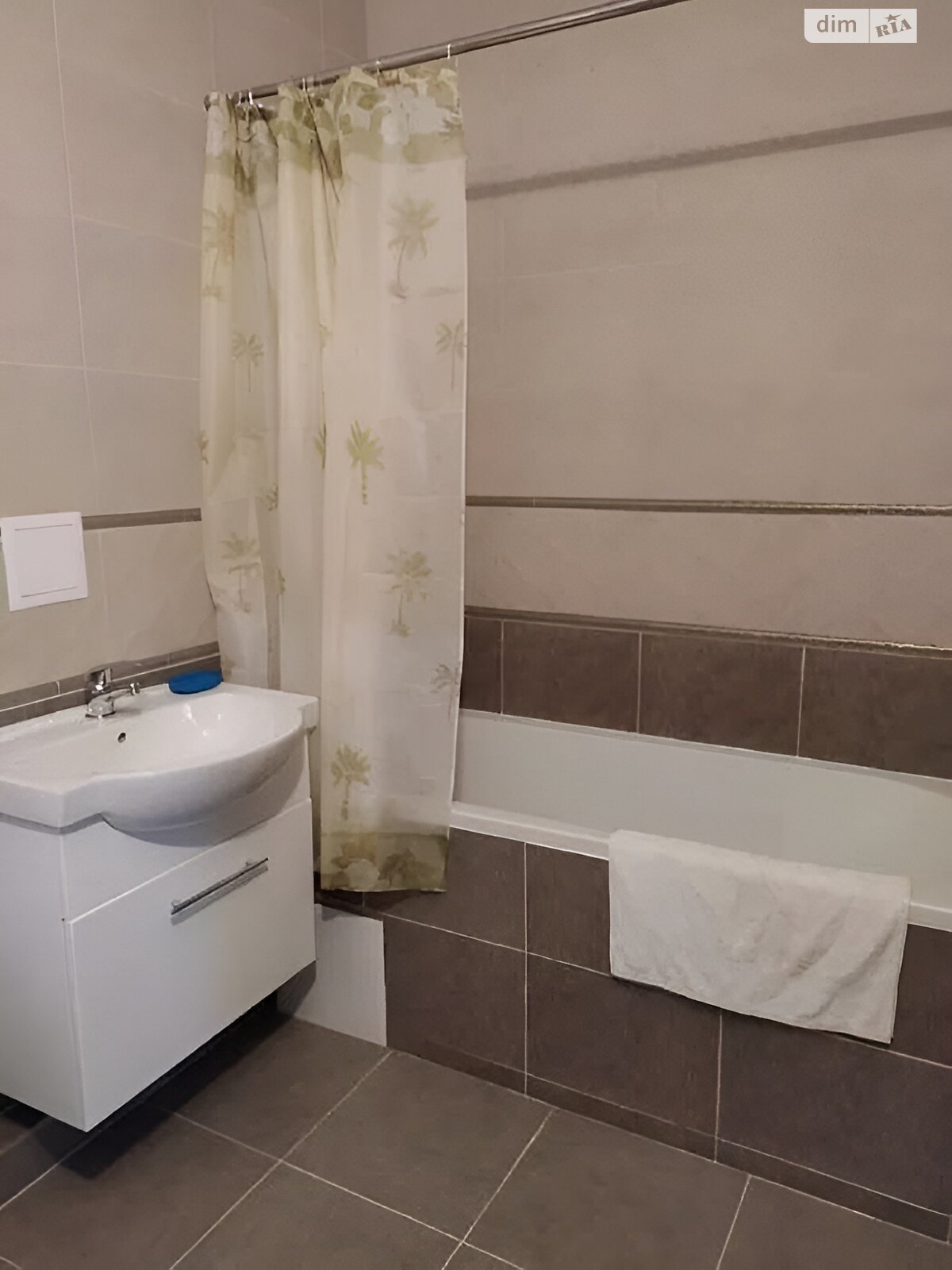 однокомнатная квартира в Киеве, район Академгородок, на пер. Приборный в аренду на долгий срок помесячно фото 1 однокомнатная квартира в Киеве, район Академгородок, на пер. Приборный в аренду на долгий срок помесячно фото 1