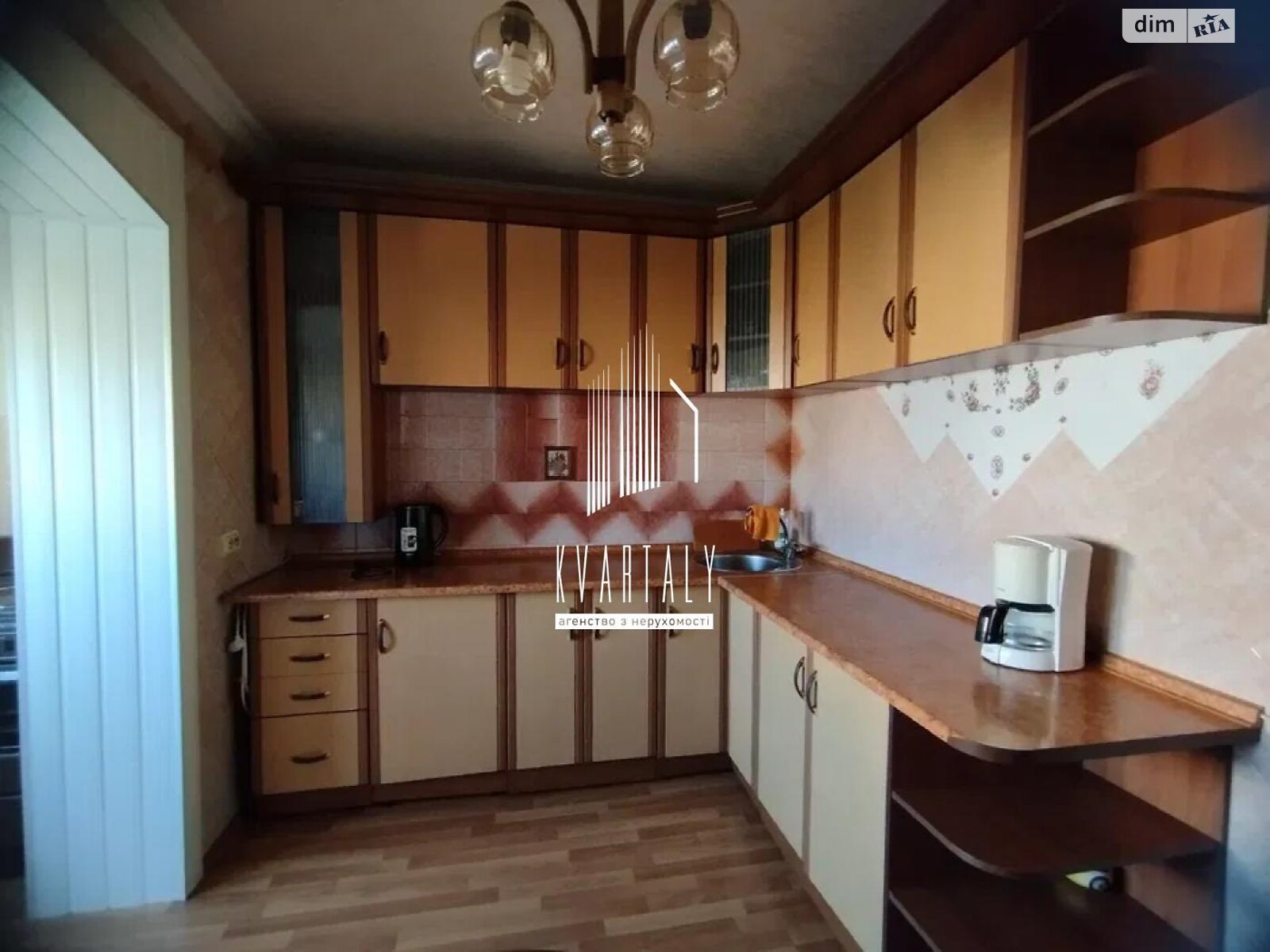 трехкомнатная квартира в Киеве, район Академгородок, на ул. Василия Стуса 27 в аренду на долгий срок помесячно фото 1 трехкомнатная квартира в Киеве, район Академгородок, на ул. Василия Стуса 27 в аренду на долгий срок помесячно фото 1