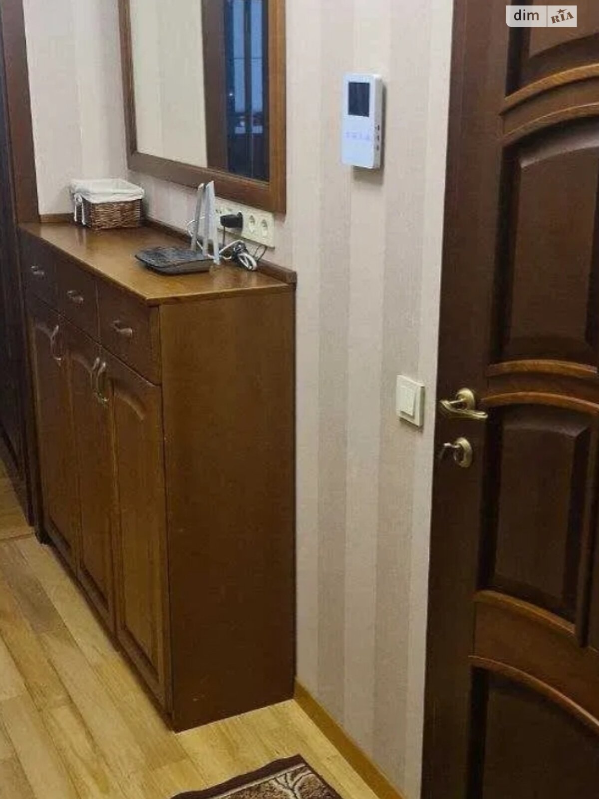 двухкомнатная квартира в Киеве, на ул. Академика Щусева 10А в аренду на долгий срок помесячно фото 1 двухкомнатная квартира в Киеве, на ул. Академика Щусева 10А в аренду на долгий срок помесячно фото 1