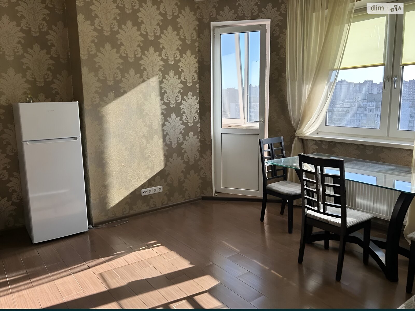 двокімнатна квартира в Києві, на вул. Олександра Мишуги 12 в довготривалу оренду помісячно фото 1 двокімнатна квартира в Києві, на вул. Олександра Мишуги 12 в довготривалу оренду помісячно фото 1