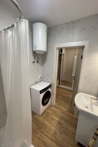 однокімнатна квартира в Києві, на вул. Олександра Олеся 8/17 в довготривалу оренду помісячно фото 2