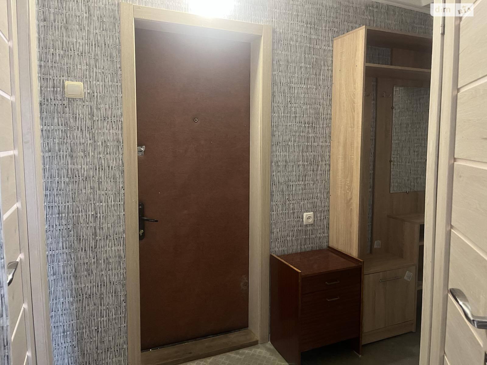 однокомнатная квартира в Киеве, район Александровская Слободка, на ул. Андрея Головко 31 в аренду на долгий срок помесячно фото 1