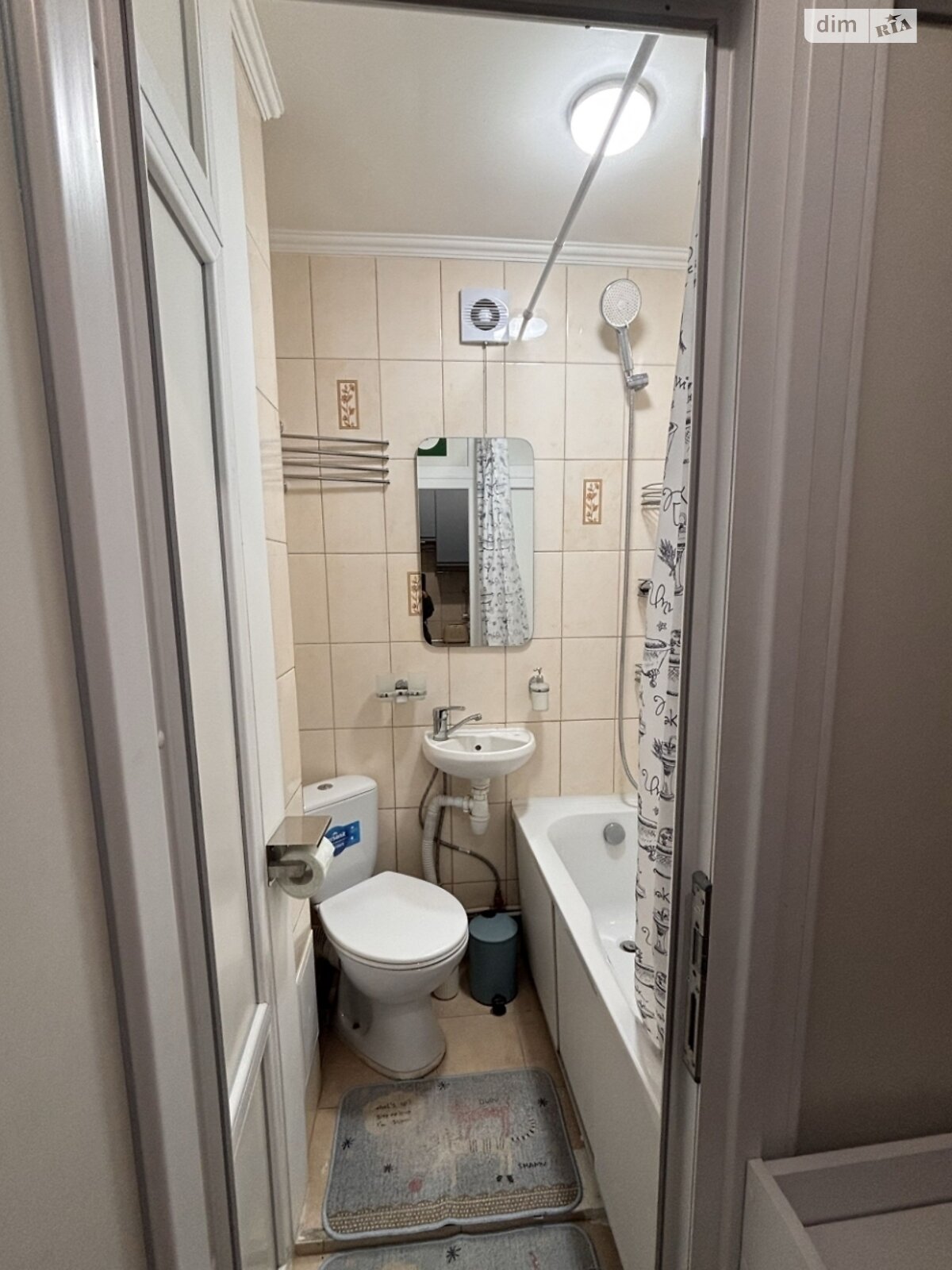 однокімнатна квартира в Києві, район Олександрівська Слобідка, на пров. Максима Кривоноса 3 в довготривалу оренду помісячно фото 1