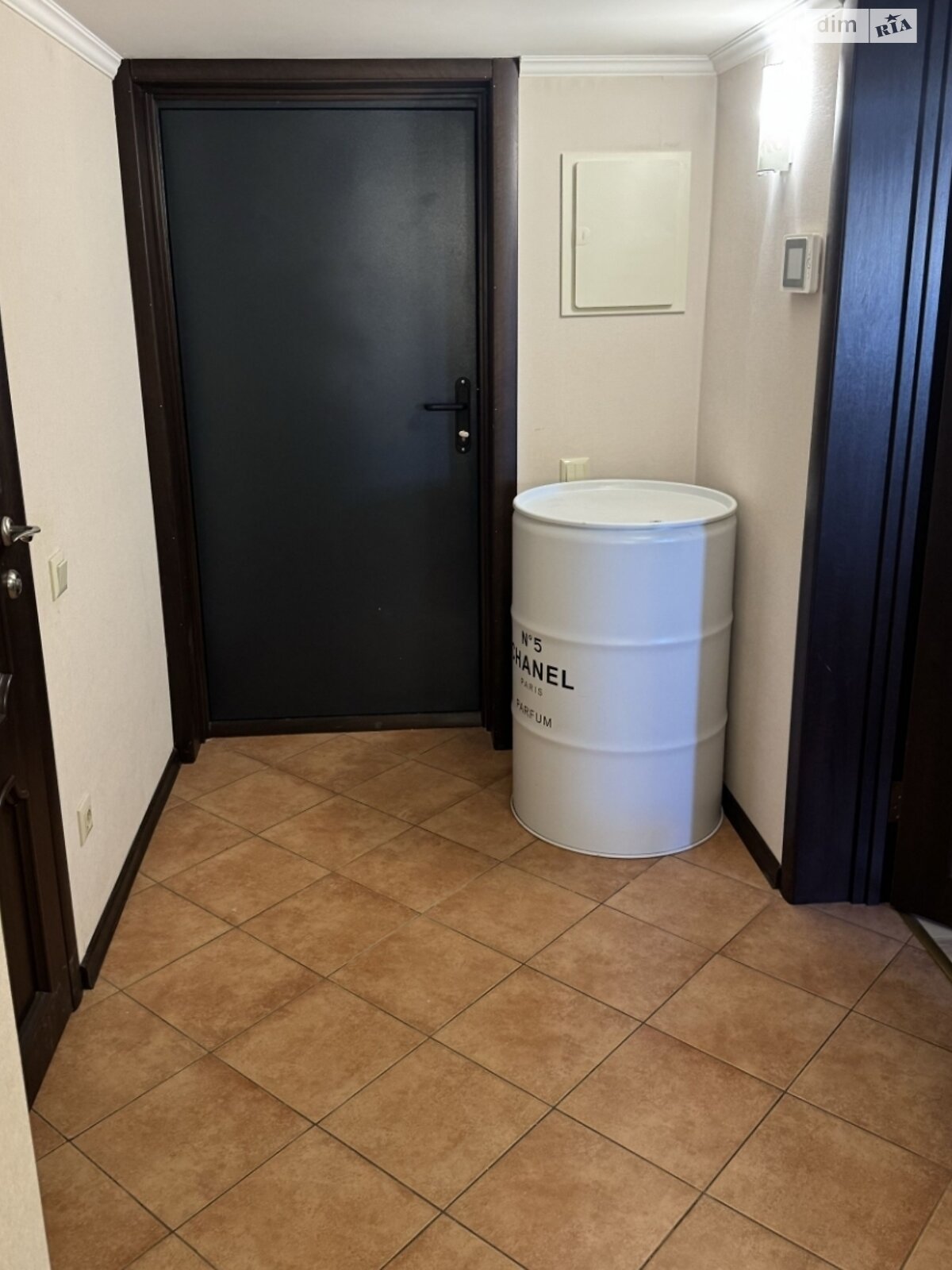 однокімнатна квартира в Києві, район Олександрівська Слобідка, на пров. Максима Кривоноса 3 в довготривалу оренду помісячно фото 1