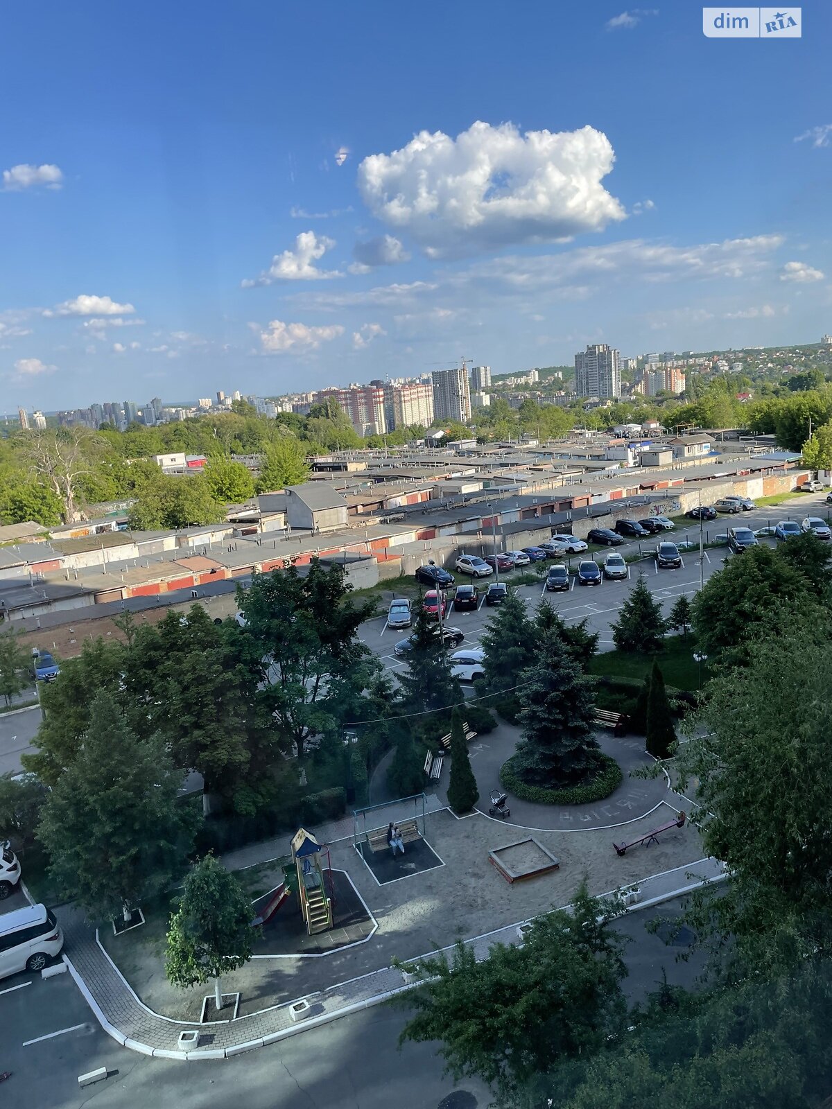 трехкомнатная квартира в Киеве, район Александровская Слободка, на ул. Николая Амосова 4 в аренду на долгий срок помесячно фото 1 трехкомнатная квартира в Киеве, район Александровская Слободка, на ул. Николая Амосова 4 в аренду на долгий срок помесячно фото 1