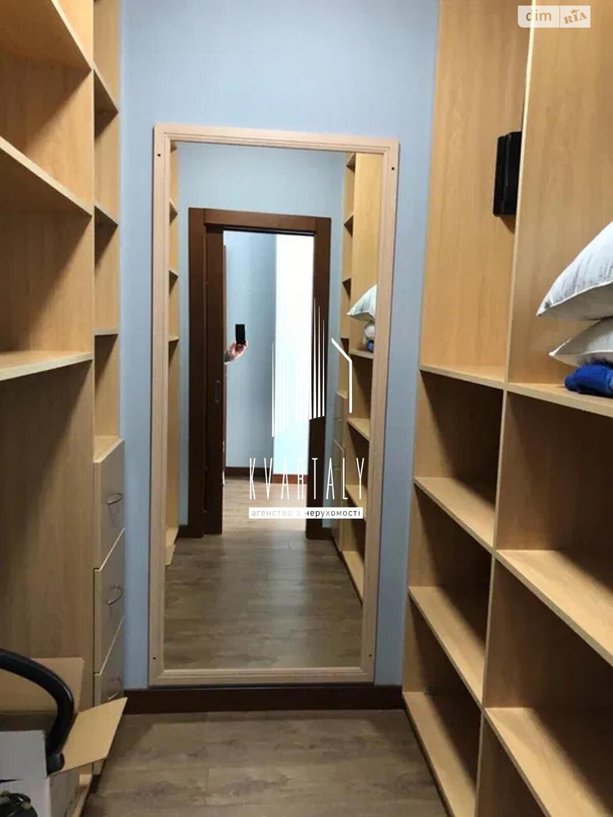 двокімнатна квартира в Києві, район Олександрівська Слобідка, на просп. Валерія Лобановського 4Г в довготривалу оренду помісячно фото 1 двокімнатна квартира в Києві, район Олександрівська Слобідка, на просп. Валерія Лобановського 4Г в довготривалу оренду помісячно фото 1