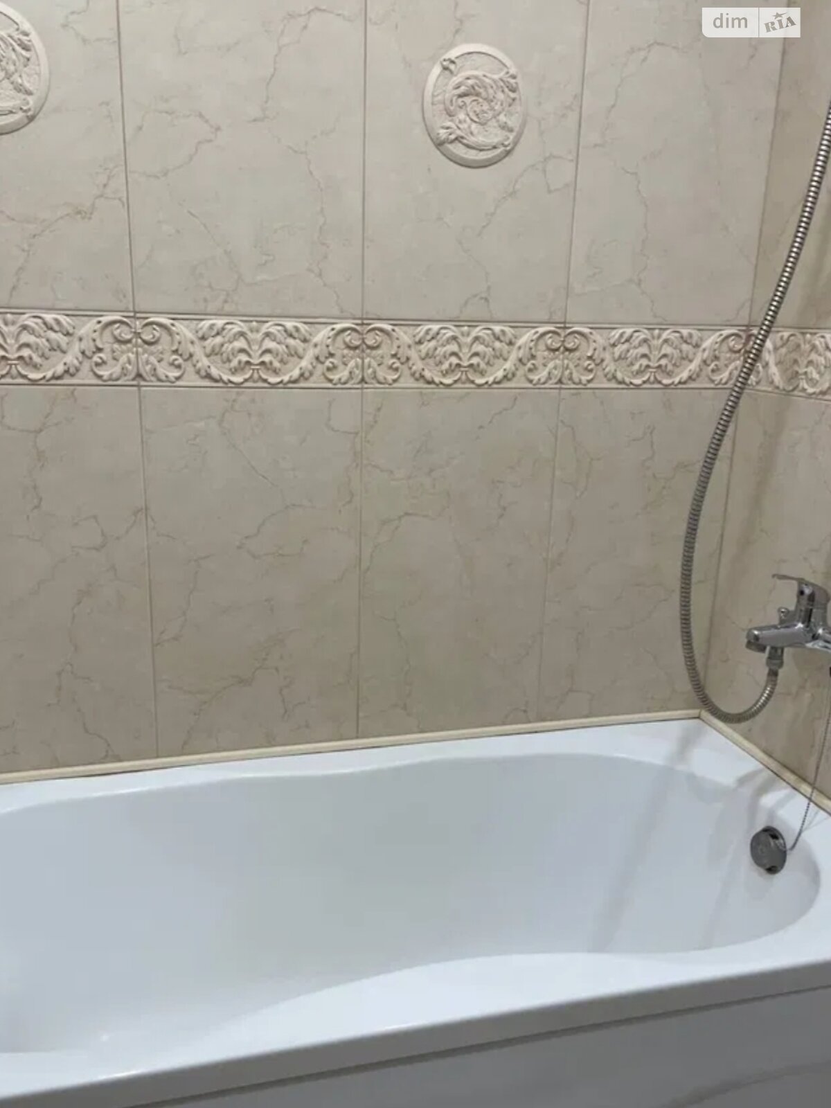 однокімнатна квартира в Києві, на вул. Андрія Мельника 14Б в довготривалу оренду помісячно фото 1 однокімнатна квартира в Києві, на вул. Андрія Мельника 14Б в довготривалу оренду помісячно фото 1