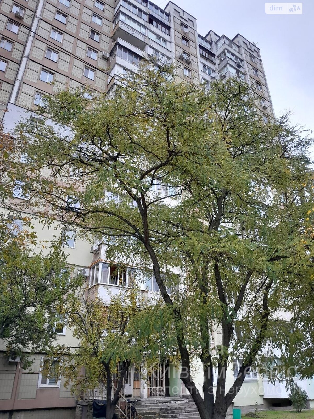 однокомнатная квартира в Киеве, район Святошинский, на ул. Академика Ефремова 9 в аренду на долгий срок помесячно фото 1