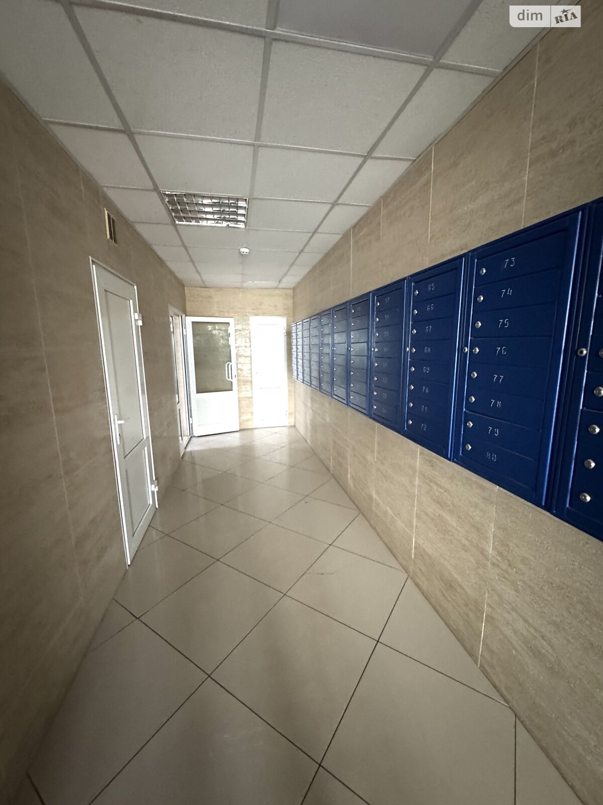 однокімнатна квартира в Києві, район Святошинський, на вул. Миколи Ушакова 1В, кв. 53 в довготривалу оренду помісячно фото 1 однокімнатна квартира в Києві, район Святошинський, на вул. Миколи Ушакова 1В, кв. 53 в довготривалу оренду помісячно фото 1