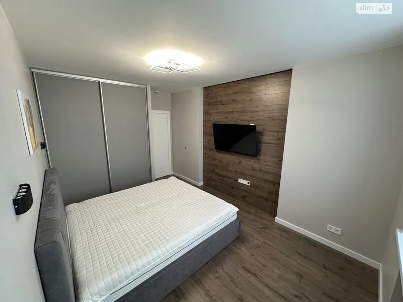 однокомнатная квартира в Киеве, район Беличи, на ул. Обуховская 137 в аренду на долгий срок помесячно фото 1