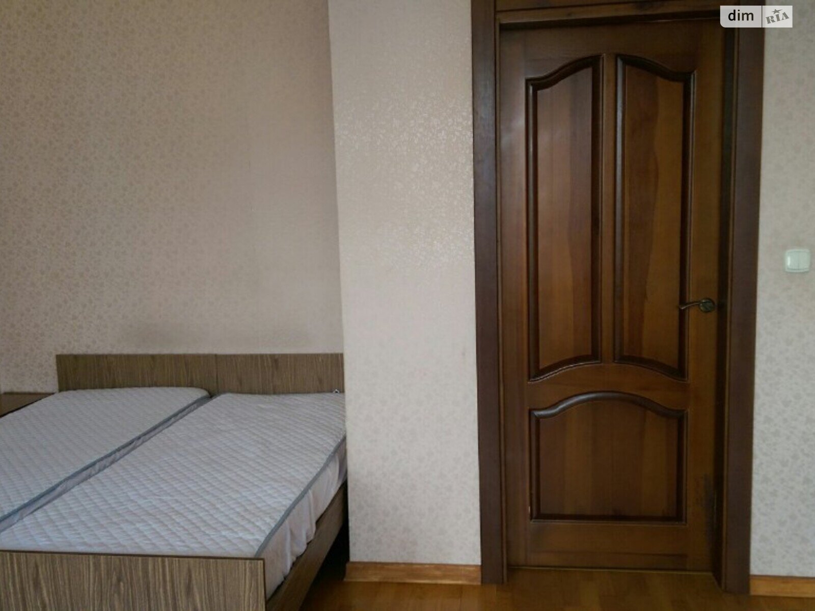 однокімнатна квартира в Києві, район Біличі, на вул. Осіння 33 в довготривалу оренду помісячно фото 1 однокімнатна квартира в Києві, район Біличі, на вул. Осіння 33 в довготривалу оренду помісячно фото 1