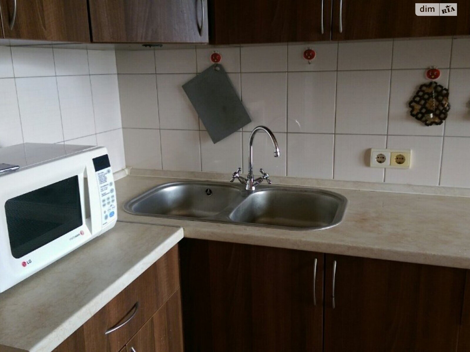 однокімнатна квартира в Києві, район Біличі, на вул. Осіння 33 в довготривалу оренду помісячно фото 1 однокімнатна квартира в Києві, район Біличі, на вул. Осіння 33 в довготривалу оренду помісячно фото 1