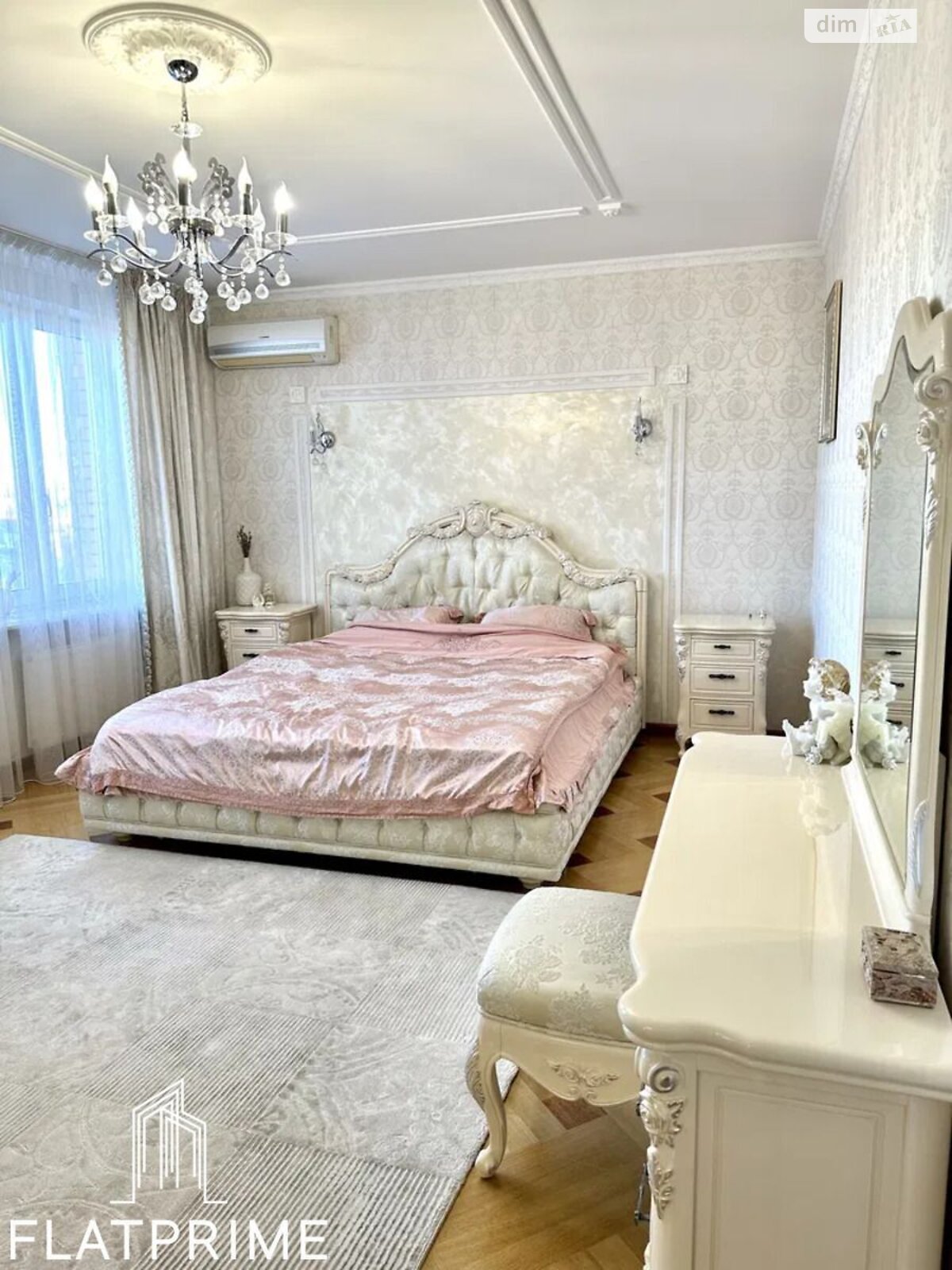 чотирикімнатна квартира в Києві, район Біличі, на вул. Осіння 33 в довготривалу оренду помісячно фото 1 чотирикімнатна квартира в Києві, район Біличі, на вул. Осіння 33 в довготривалу оренду помісячно фото 1