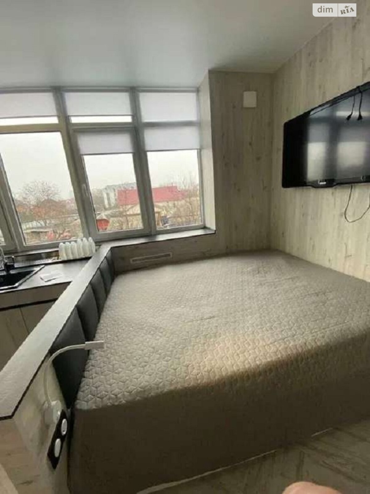 однокомнатная квартира в Киеве, район Беличи, на ул. Осенняя в аренду на долгий срок помесячно фото 1 однокомнатная квартира в Киеве, район Беличи, на ул. Осенняя в аренду на долгий срок помесячно фото 1