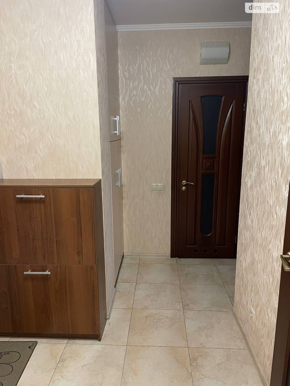 однокомнатная квартира в Киеве, район Святошинский, на просп. Берестейский 121А в аренду на долгий срок помесячно фото 1 однокомнатная квартира в Киеве, район Святошинский, на просп. Берестейский 121А в аренду на долгий срок помесячно фото 1