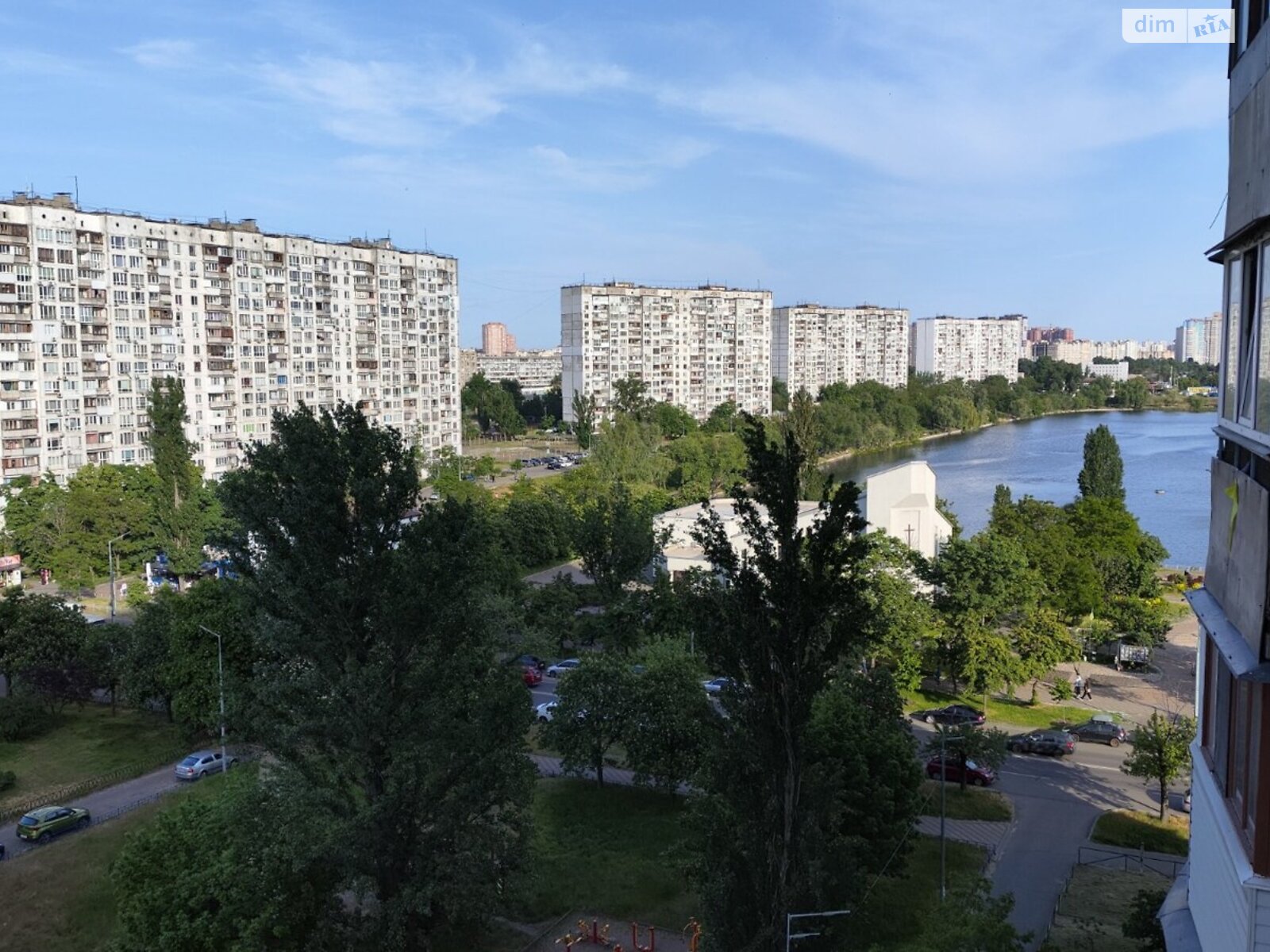 однокомнатная квартира в Киеве, район Березняки, на бул. Амвросия Бучмы 8 в аренду на долгий срок помесячно фото 1 однокомнатная квартира в Киеве, район Березняки, на бул. Амвросия Бучмы 8 в аренду на долгий срок помесячно фото 1