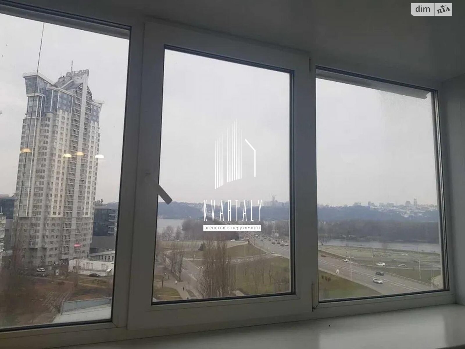 однокомнатная квартира в Киеве, район Березняки, на ул. Ивана Мыколайчука 5 в аренду на долгий срок помесячно фото 1 однокомнатная квартира в Киеве, район Березняки, на ул. Ивана Мыколайчука 5 в аренду на долгий срок помесячно фото 1
