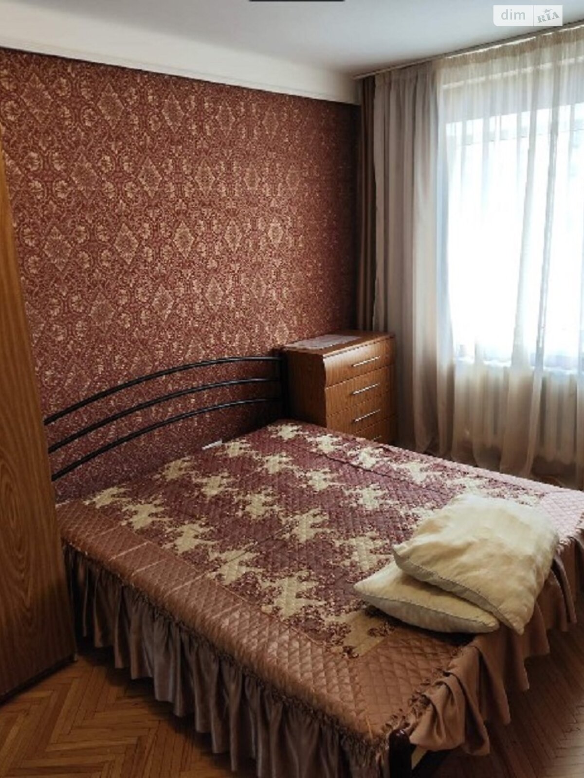 трехкомнатная квартира с ремонтом в Киеве, район Березняки, на просп. Павла Тычины 5А в аренду на долгий срок помесячно фото 1