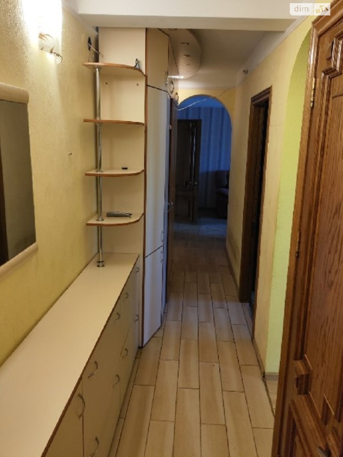 трехкомнатная квартира с ремонтом в Киеве, район Березняки, на просп. Павла Тычины 5А в аренду на долгий срок помесячно фото 1