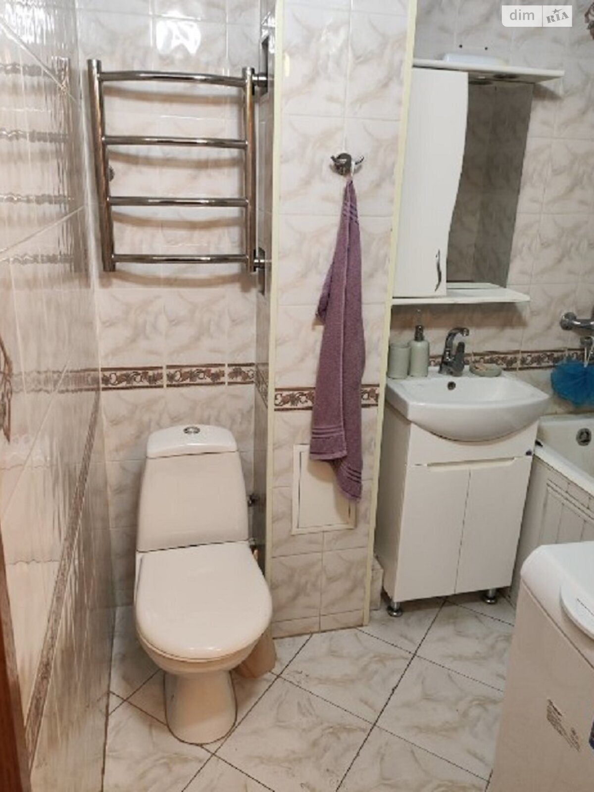 трехкомнатная квартира с ремонтом в Киеве, район Березняки, на просп. Павла Тычины 5А в аренду на долгий срок помесячно фото 1