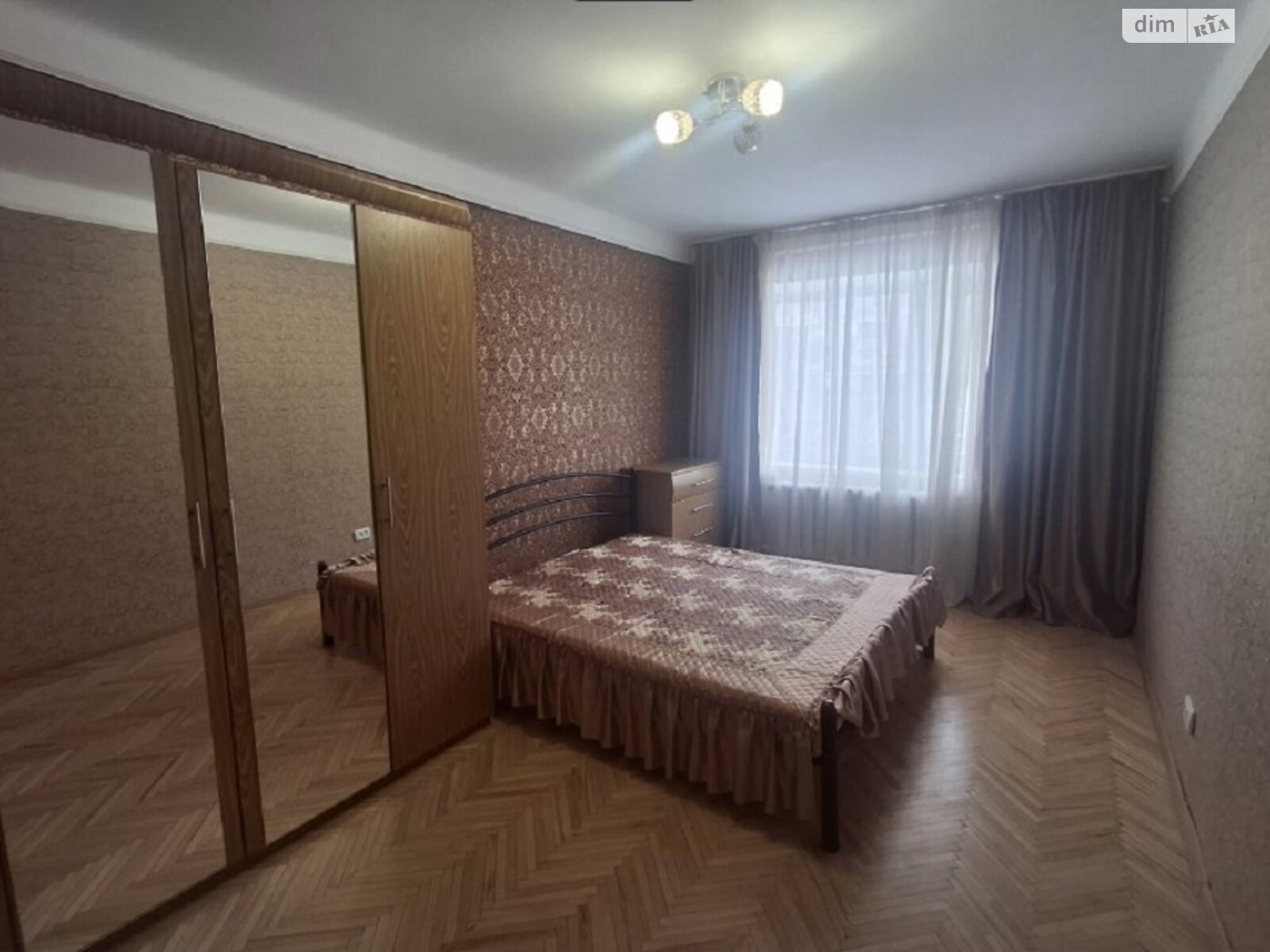 трехкомнатная квартира с ремонтом в Киеве, район Березняки, на просп. Павла Тычины 5А в аренду на долгий срок помесячно фото 1