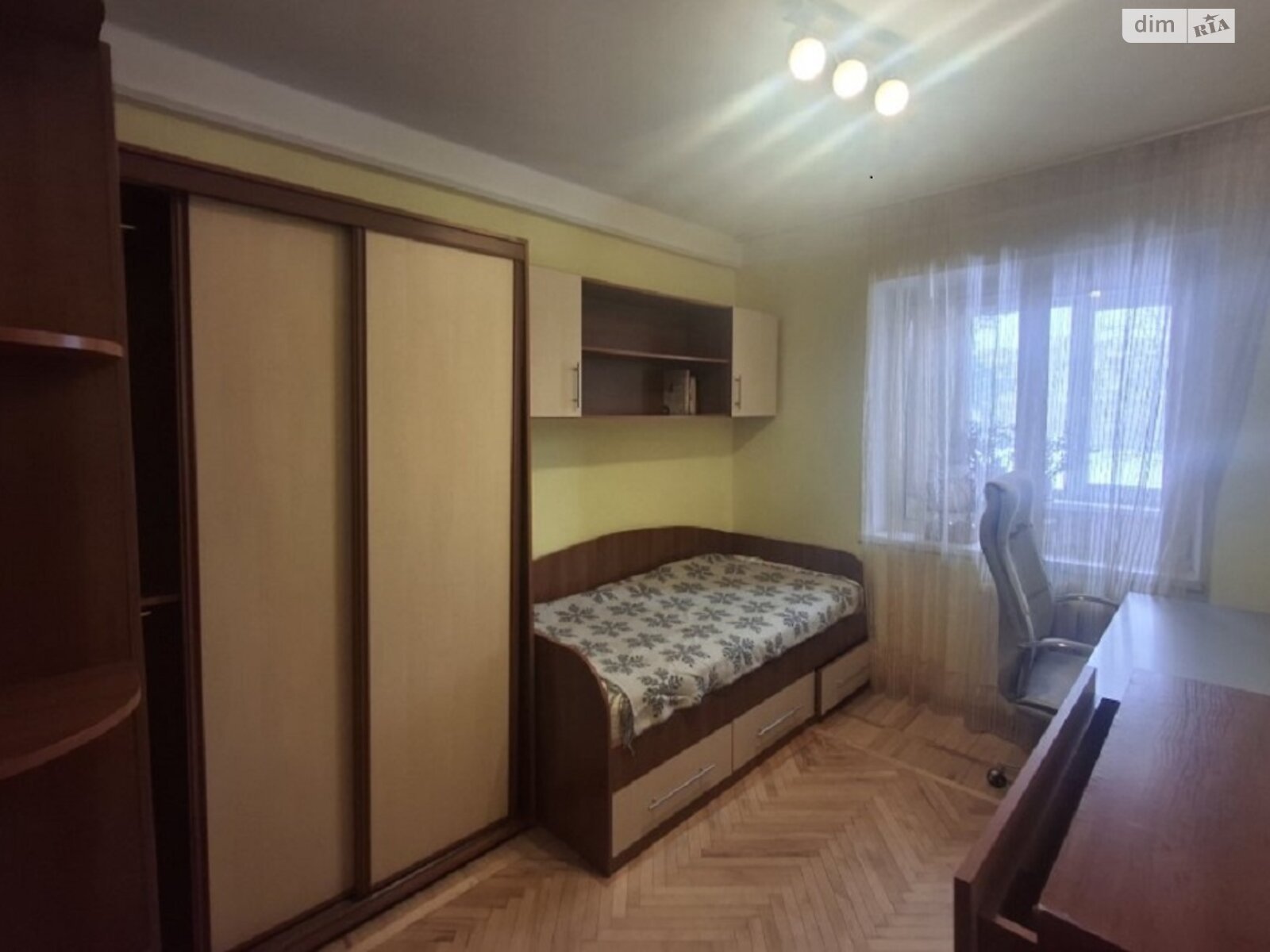 трехкомнатная квартира с ремонтом в Киеве, район Березняки, на просп. Павла Тычины 5А в аренду на долгий срок помесячно фото 1